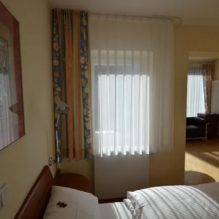 Weinhaus Steppe Hotel 3***Superior Und Weinstube Hotell 3*