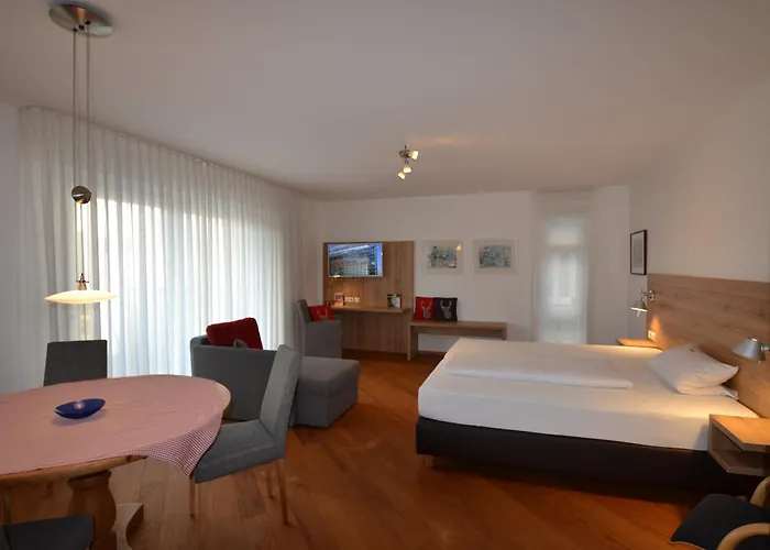 Weinhaus Steppe 3***superior Und Weinstube Hotel Waldbronn