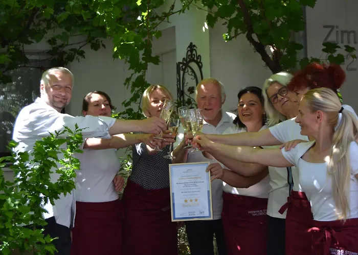 Weinhaus Steppe 3***superior Und Weinstube 3*