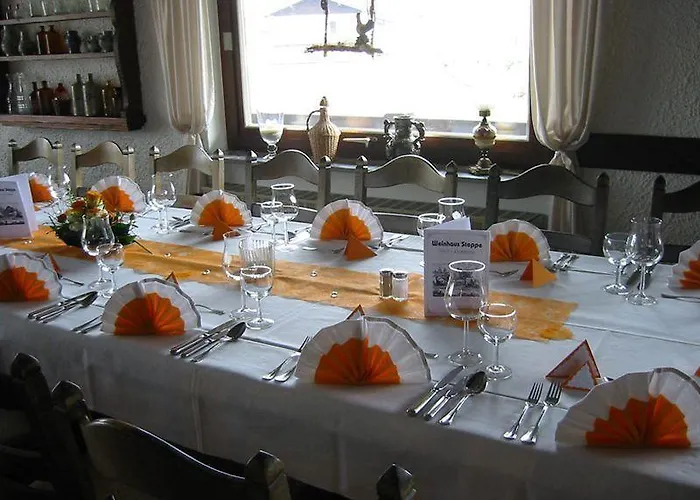 Weinhaus Steppe 3***superior Und Weinstube Waldbronn