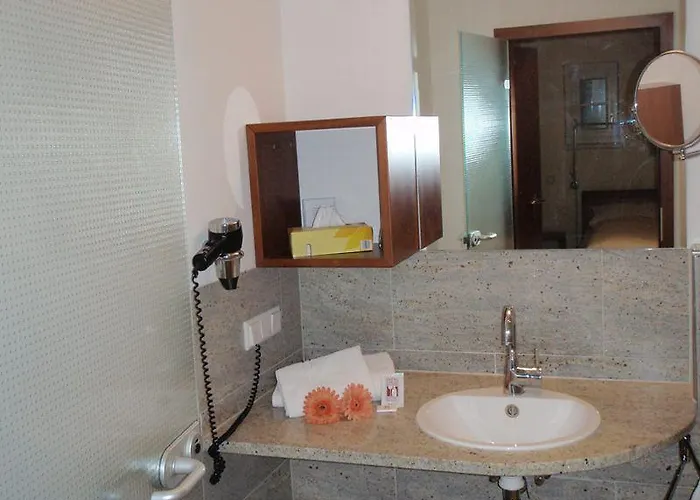 Hotel Weinhaus Steppe 3***superior Und Weinstube Waldbronn